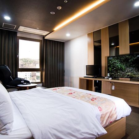 Namyangju Benikea Jd Hotel חדר תמונה